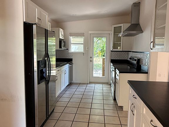 5th image of 620 SW 13th Ave