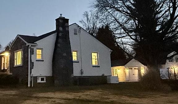 3rd image of 302 S Valley Forge Rd