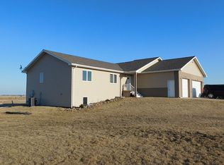 5301 34th St SW, Minot, ND 58701