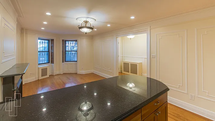 Rented by Garfield Realty  | media 36