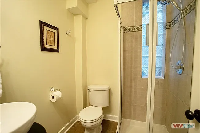 403 W Eugenie St #1F — Photo 6