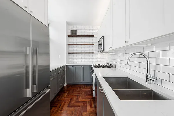 Rented by Corcoran | media 2