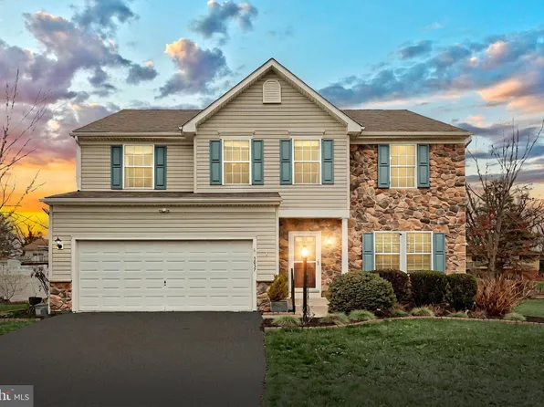 3037 King Richards Ct S, York, PA 17408