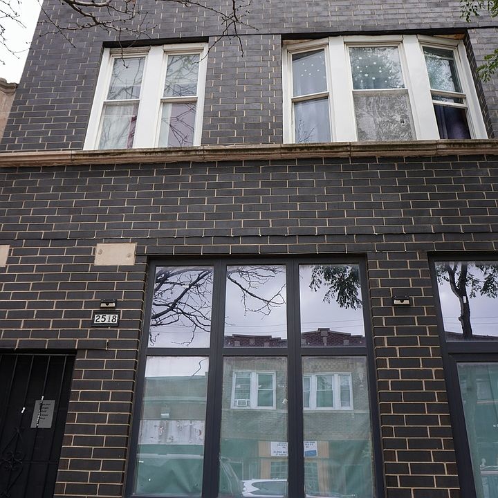 1st image of 2518 W 59th St
