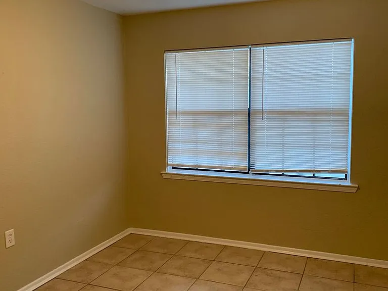 6139 Syrcle Ave — Photo 8