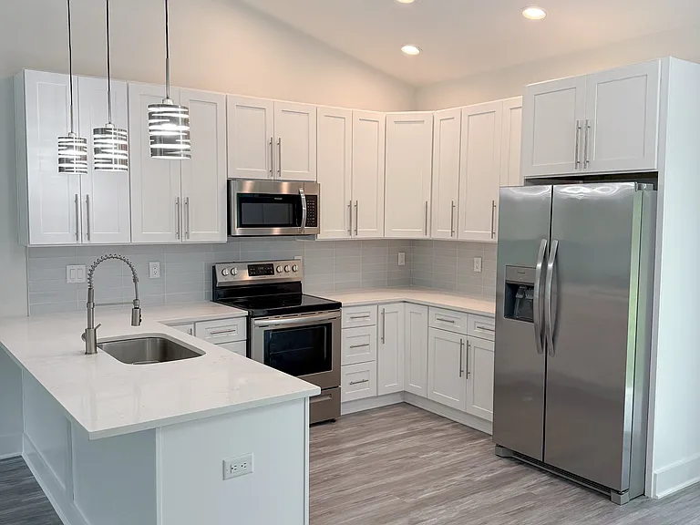 269 Bonita Dr — Photo 2