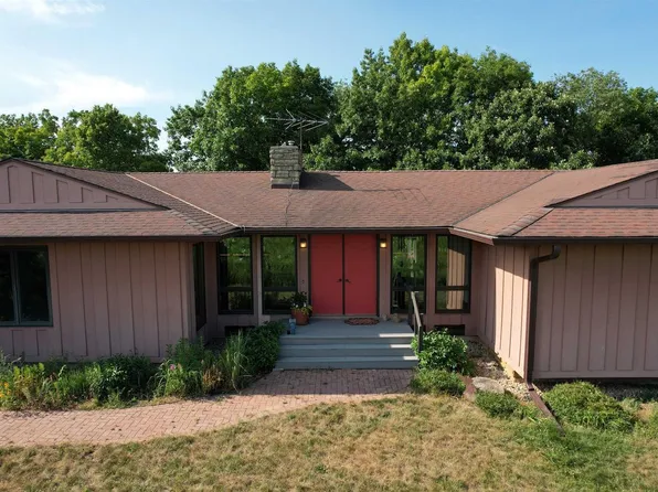 9738 Overland Road, Mount Horeb, WI 53572