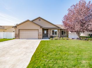 3840 Summer Sun Dr, Idaho Falls, ID 83404