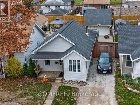 1743 Saint Luke Rd, Windsor, ON N8Y 3N7