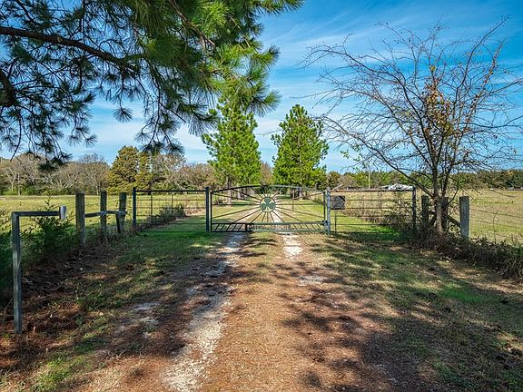 3rd image of 3294 Vz County Road 2120