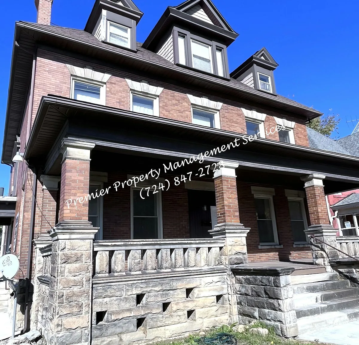 211 East Wallace Avenue, Unit 2 — Photo 1