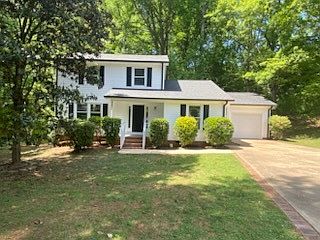 1st image of 310 Woodridge Dr