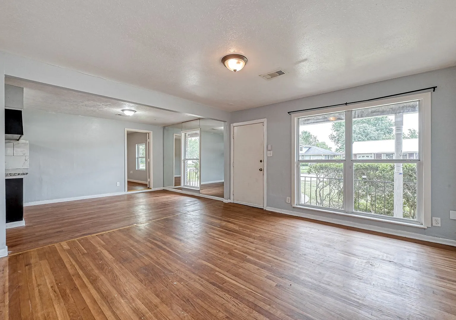 Affordable spacious 4bed/2bath single-family house! — Photo 4