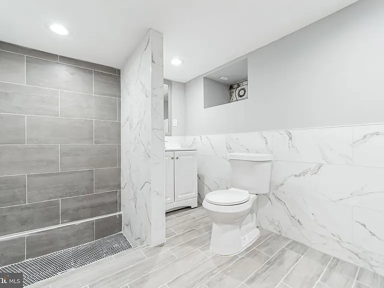 3414 Salmon St — Photo 19