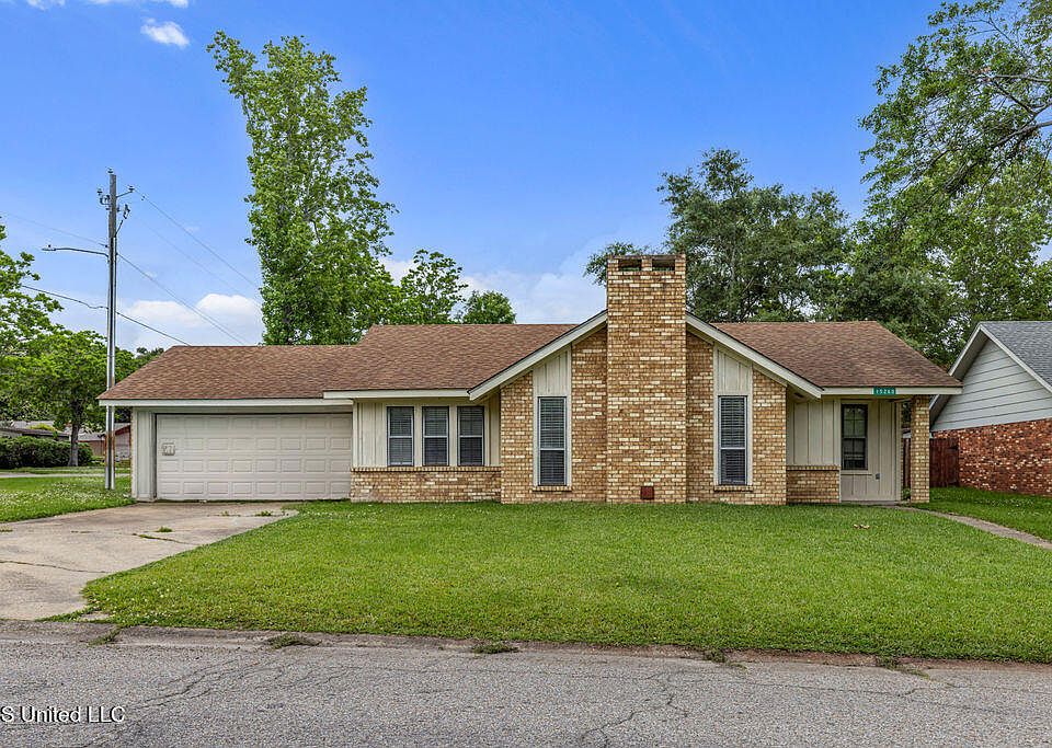 1st image of 15260 Barbara Dr
