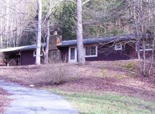 335 Beech Branch Rd, Gatlinburg, TN 37738