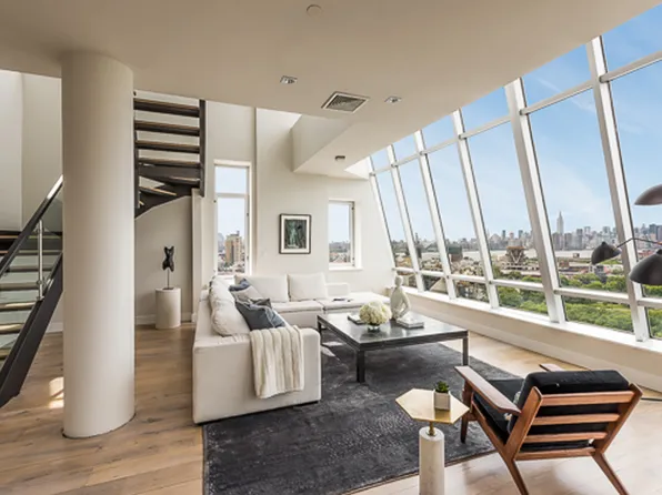 20 Bayard Street image 1 of 8