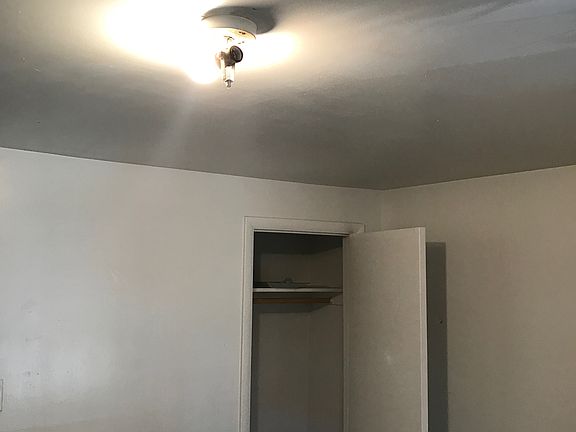 4th image of 118 N Franklin St