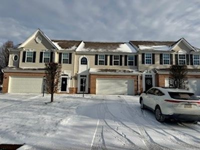 230 Shenango Fairway Dr, New Castle, PA, 16101