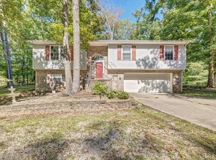 352 Briarwood Ln, Bedford, IN 47421