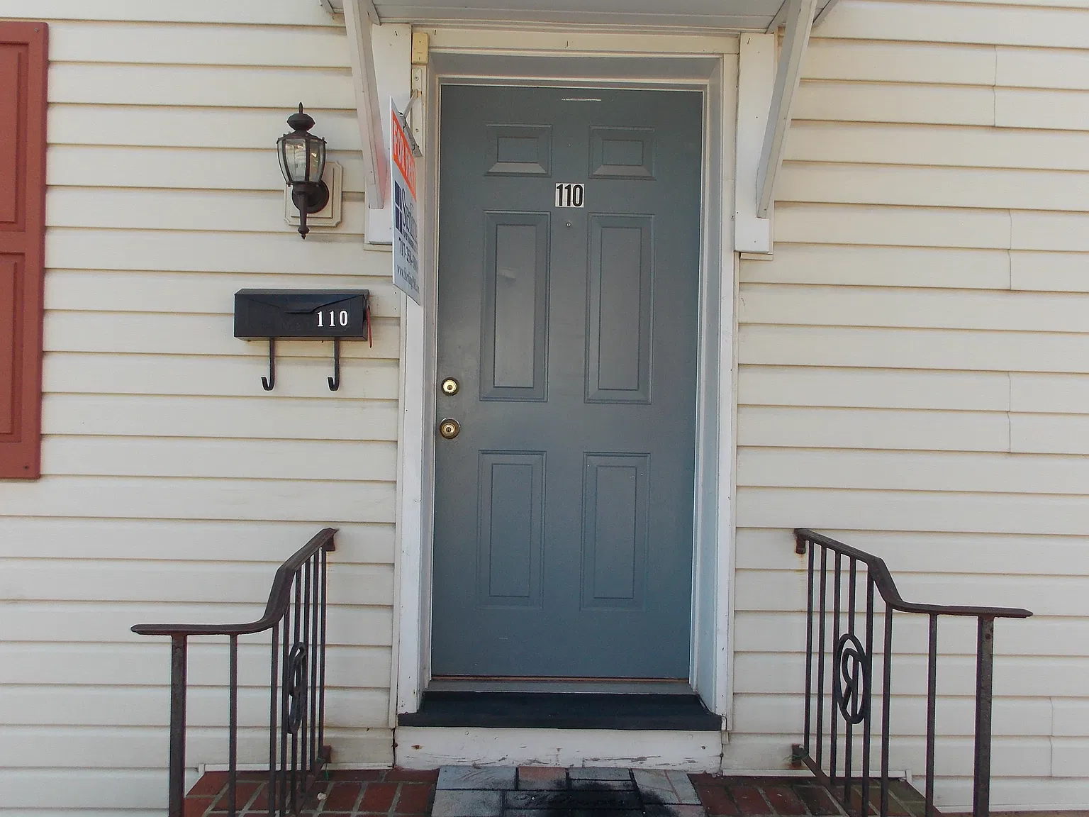 2 bed, $1,150 — Photo 1