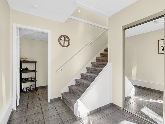 5th image of 22475 Streng Ave