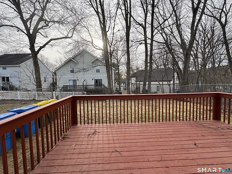 27 Katie Ln — Photo 13