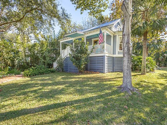 2nd image of 76 Avenue G