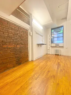 Rented by Union Square Property Management | media 2