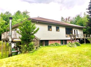 25 Bruce Hare Way, Wilmington, NY 12997