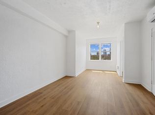 St. Regis Apartments, Indianapolis, IN 46202