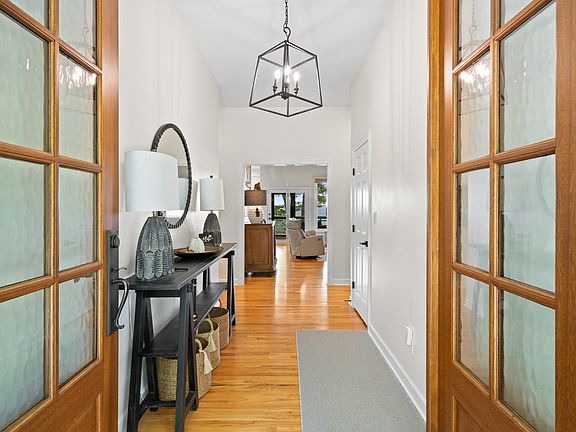 5th image of 2245 Ravens Den Rd