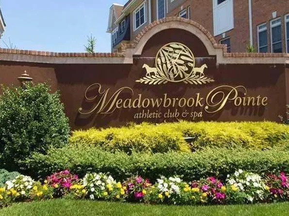 520 Pacing Way, Westbury, NY 11590