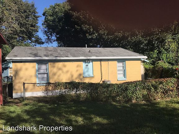 3rd image of 1936 Burton Ln