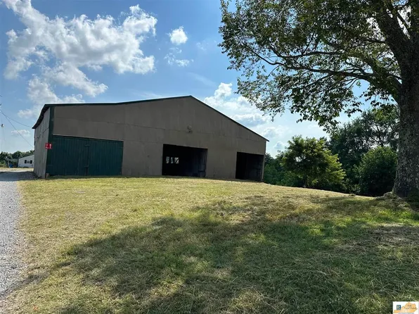 325 Chestnut Grove Rd, Columbia, KY 42728