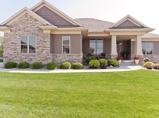 1113 Portsmith Cir, Marion, IA 52302