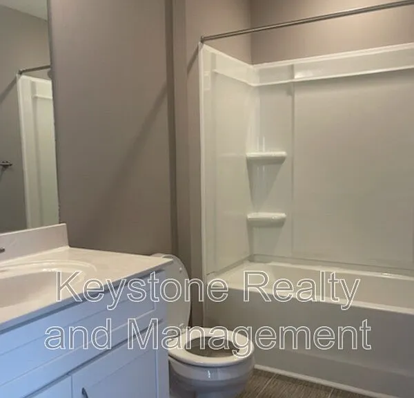 718 Perkins Ave — Photo 6