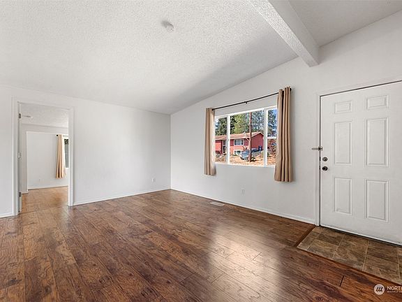 4th image of 34206 39th Avenue S