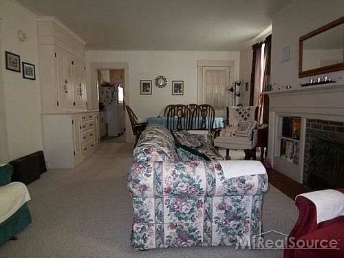 4th image of 532 N Shiawassee St