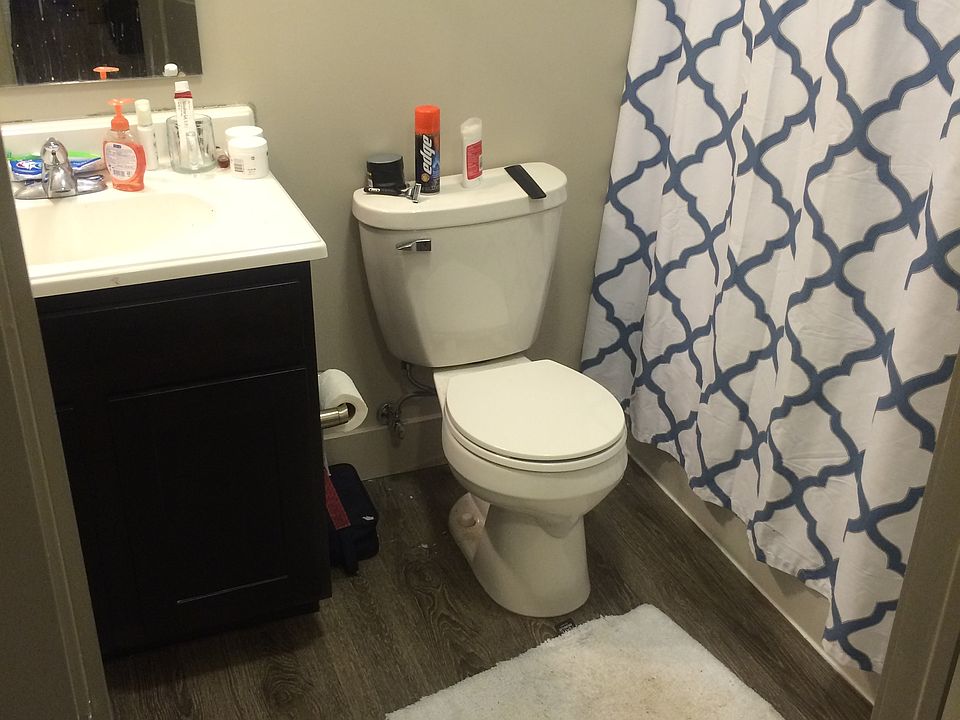 2nd image of 524 N College Ave APT 203