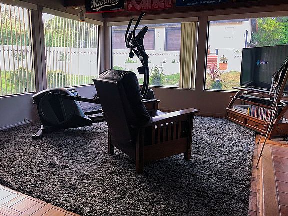 2nd image of 2275 Glacier Ln