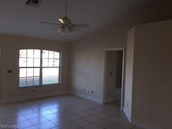 2nd image of 107 Greenbriar Blvd