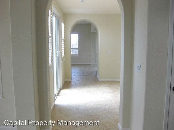 3rd image of 1070 Penniman Dr