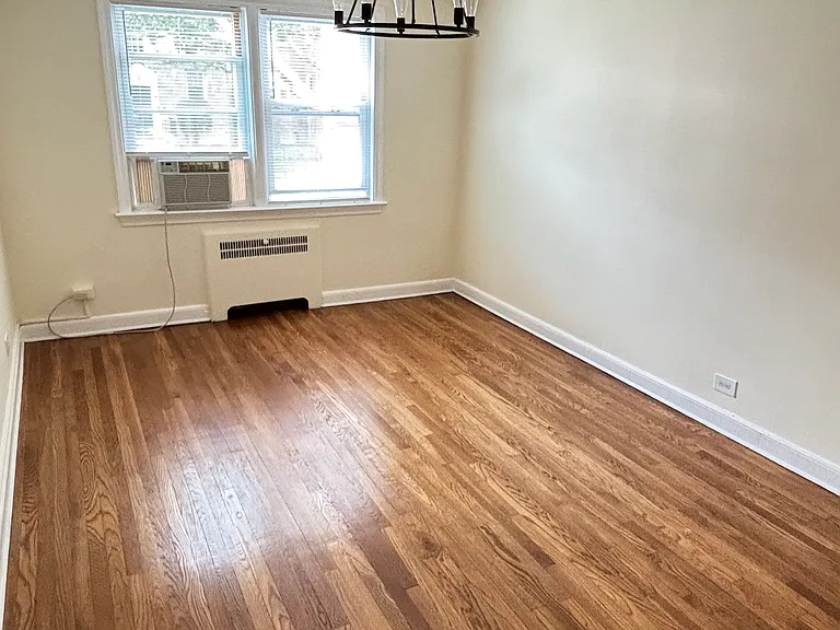 12 Laurel St #B1 — Photo 4