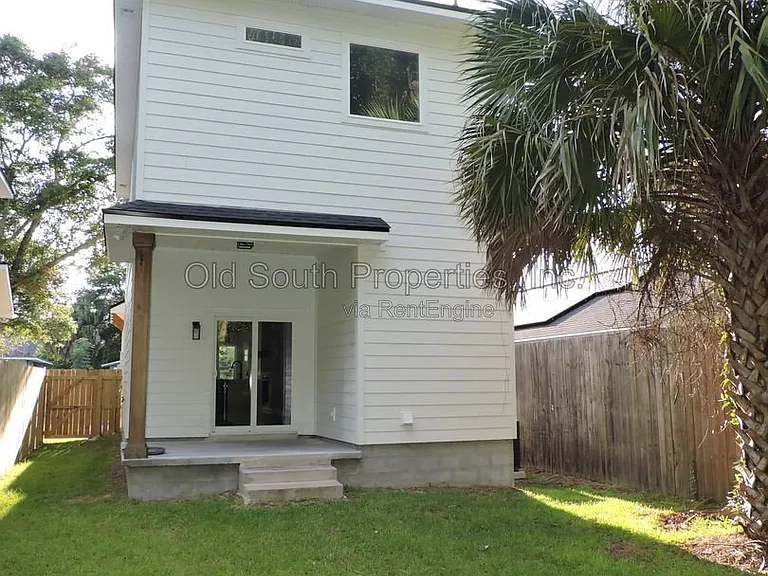 706 N F St #B — Photo 30