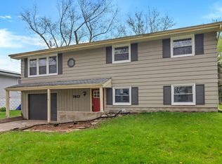 7027 Polk Ct, Merrillville, IN 46410