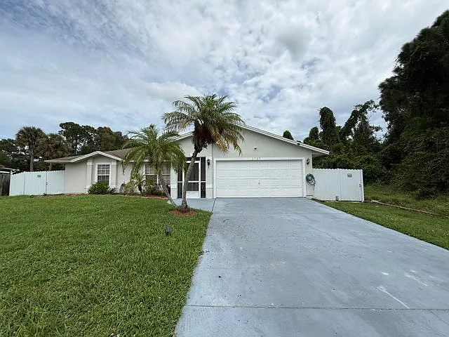 3 bed, 1125 sqft, $3,200 — Photo 3