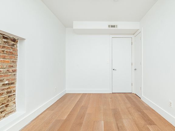 4th image of 843 Dekalb Ave #2E
