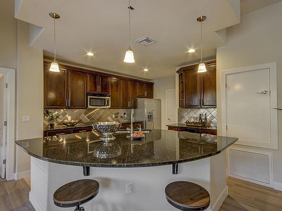 4th image of 945 E Playa Del Norte Dr Unit 3027