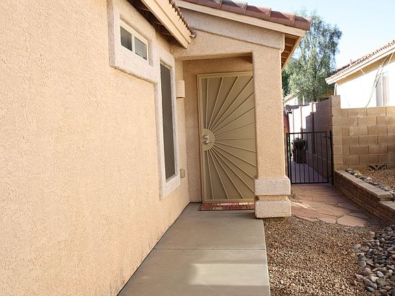 3rd image of 498 W Faith Dawn Ct